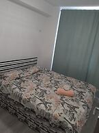 Inviting 1-bed House in Roșu