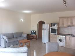 Remarkable 1-bed House
