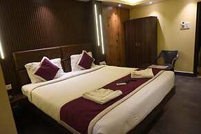 Hotel Runway Inn