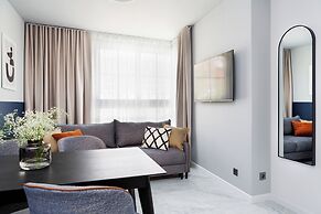 H11 Aparthotel