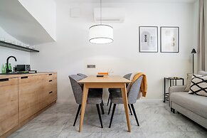H11 Aparthotel