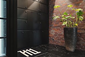 H11 Aparthotel