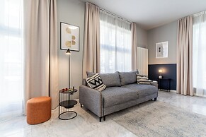 H11 Aparthotel