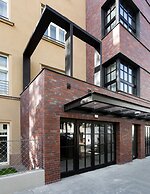 H11 Aparthotel