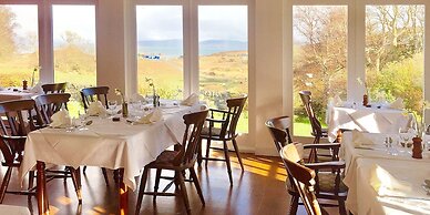The Colonsay Hotel
