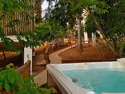 Palm Valley Cabins