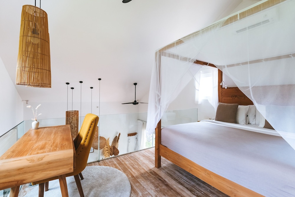 Sun & Moon Villa