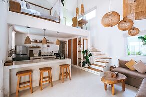 Sun & Moon Villa