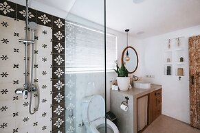 Sun & Moon Villa