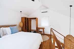Sun & Moon Villa