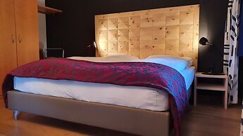 Hotel Rovanada