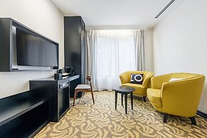 HAKO HOTEL JBCC