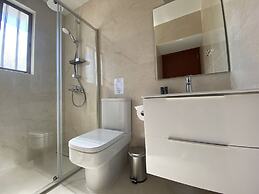 Phaedrus Living City Flat Androcleous