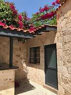 Solo Boutique Hotel