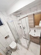 AZAD HOMES UNKAPANI