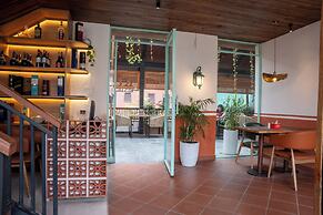 Hotel Kailash Kutee