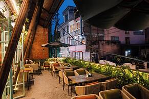 Hotel Kailash Kutee