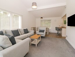 Harcombe House Bungalow 2