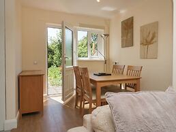 Jubilee Two Bedroom House Pet Friendly