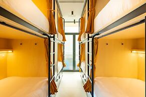 Petit Hostel Palacio Real