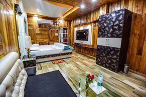 Aranya Jungle Resort