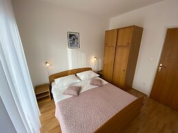 Apartments Pulic