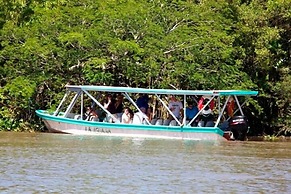 Refugio Lodge