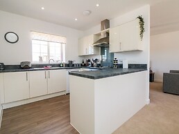 1 Marsh Gardens