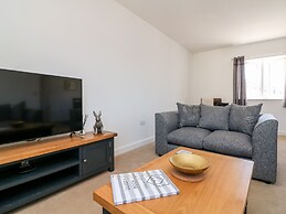 1 Marsh Gardens