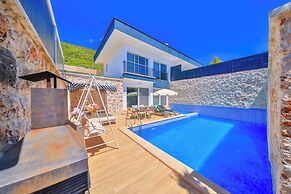 Nergiz Villas