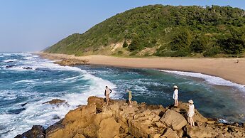 Makakatana Bay Lodge