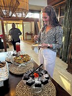 Makakatana Bay Lodge