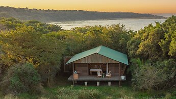Makakatana Bay Lodge