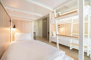 Kitzio House Hotel
