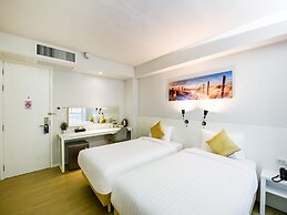 Kitzio House Hotel