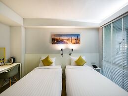 Kitzio House Hotel