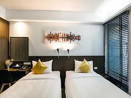 Kitzio House Hotel