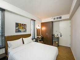 Kitzio House Hotel