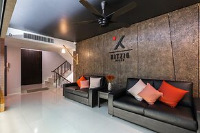 Kitzio House Hotel