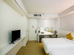 Kitzio House Hotel