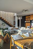 Penthouse Sunset Seabreeze