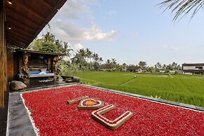 Airsania Ubud Antique Villas
