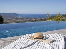 3-bdr Villa With Stunning Infinity Pool