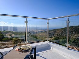 3-bdr Villa With Stunning Infinity Pool