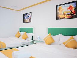 Villa Excellance Beach & Wavepool Resort