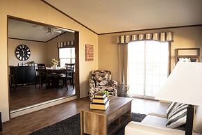 Vine Ridge Resort