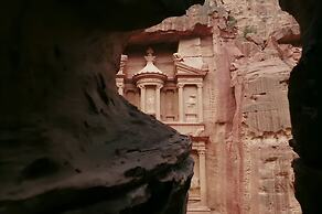 Rendezvous hotel petra