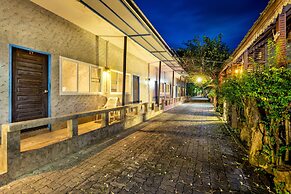Mac Garden Resort