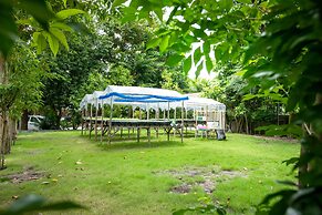 Mac Garden Resort