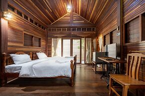 Mac Garden Resort